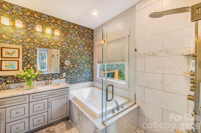 223 Reilly Drive, Leicester, NC 28748