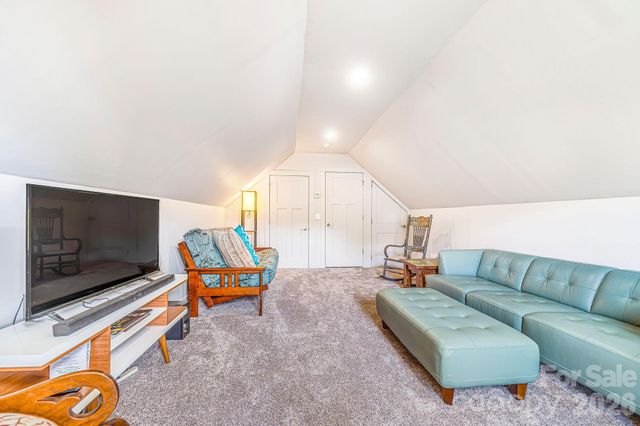 223 Reilly Drive, Leicester, NC 28748