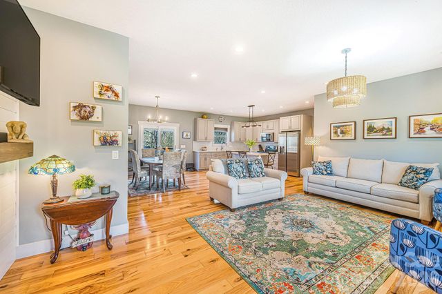 223 Reilly Drive, Leicester, NC 28748