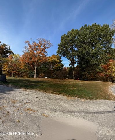 726 Indian Bridge Lane, Defiance, OH 43512