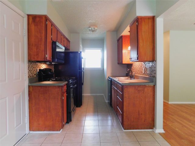 119 Bluebird Circle, Denton, TX 76209
