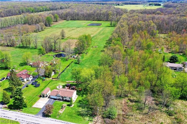 4314 N Park Avenue, Cortland, OH 44410