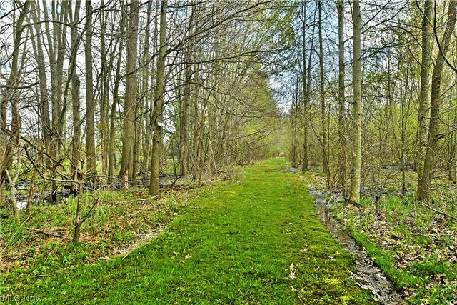 4314 N Park Avenue, Cortland, OH 44410