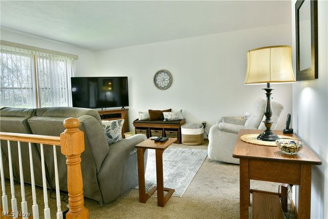 4314 N Park Avenue, Cortland, OH 44410