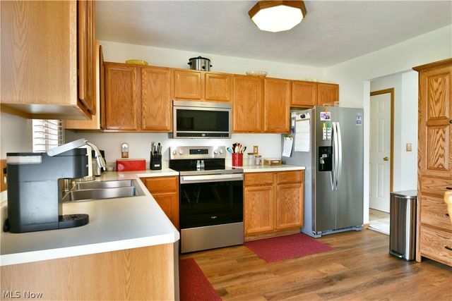 4314 N Park Avenue, Cortland, OH 44410