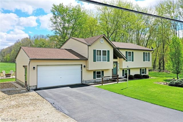 4314 N Park Avenue, Cortland, OH 44410