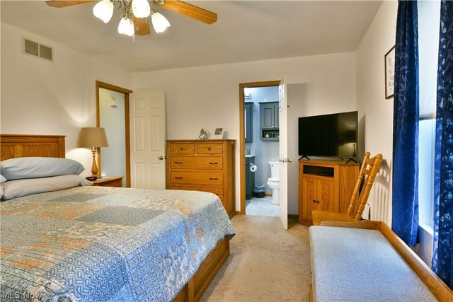 4314 N Park Avenue, Cortland, OH 44410
