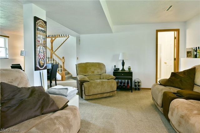 4314 N Park Avenue, Cortland, OH 44410