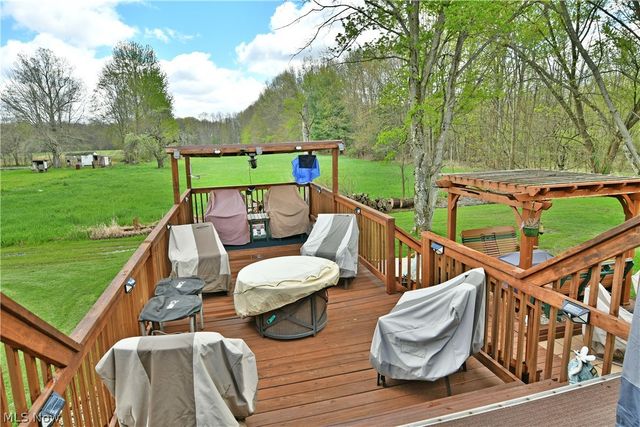 4314 N Park Avenue, Cortland, OH 44410