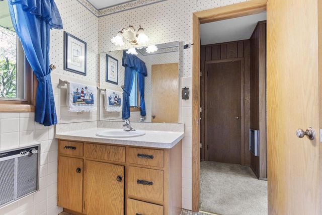 218 E Pierron STREET, Port Washington, WI 53074