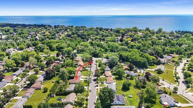 218 E Pierron STREET, Port Washington, WI 53074