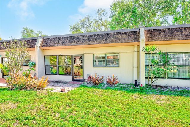 2996 MISSION DRIVE E 60E, Clearwater, FL 33759