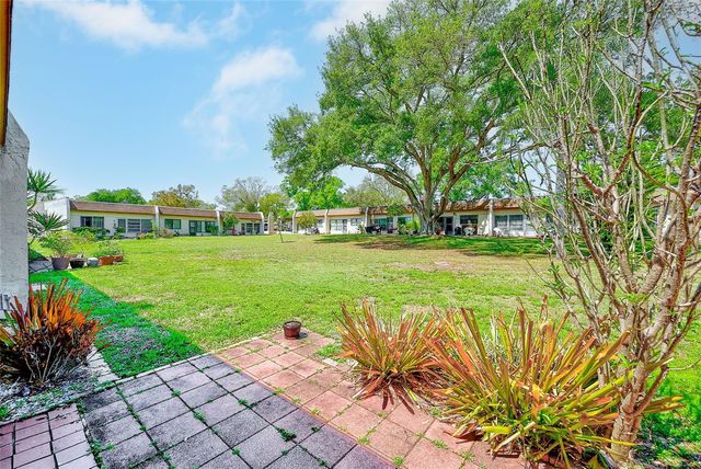 2996 MISSION DRIVE E 60E, Clearwater, FL 33759