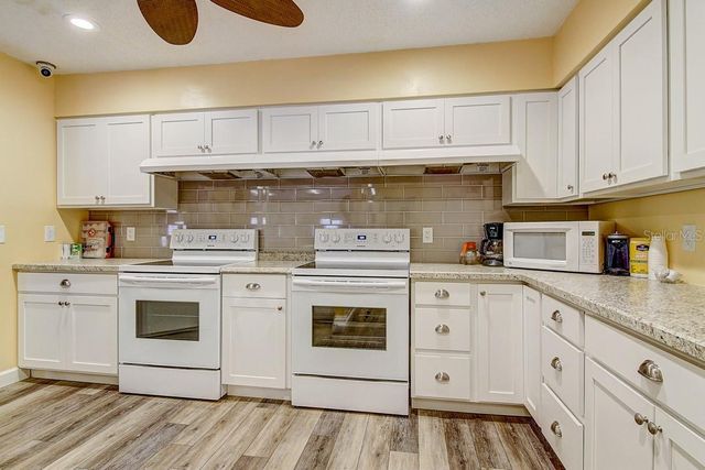 2996 MISSION DRIVE E 60E, Clearwater, FL 33759