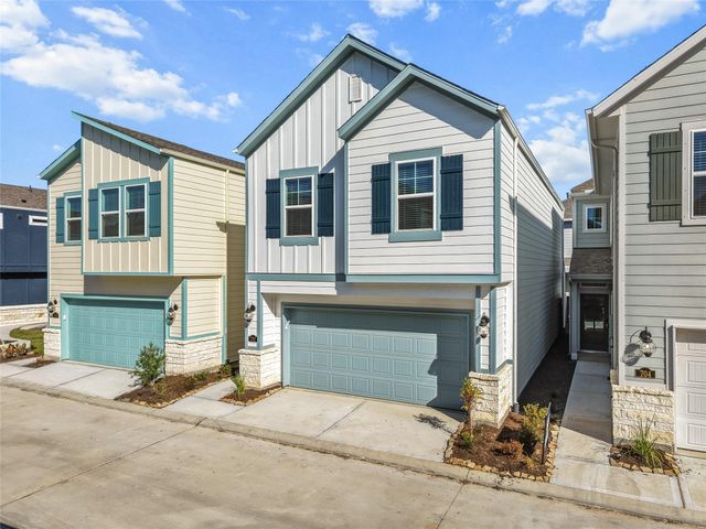 702 Sand Dollar Drive, Kemah, TX 77565
