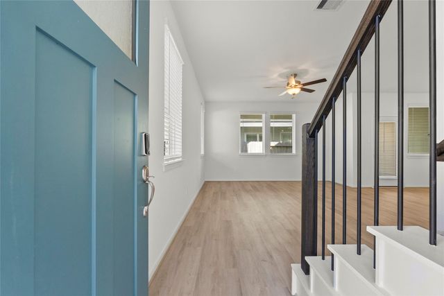 702 Sand Dollar Drive, Kemah, TX 77565