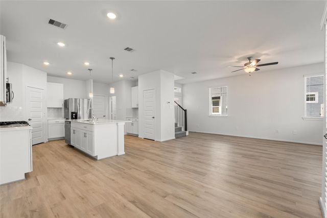 702 Sand Dollar Drive, Kemah, TX 77565