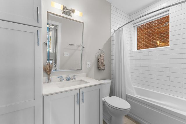293 Auden Avenue, Columbus, OH 43215