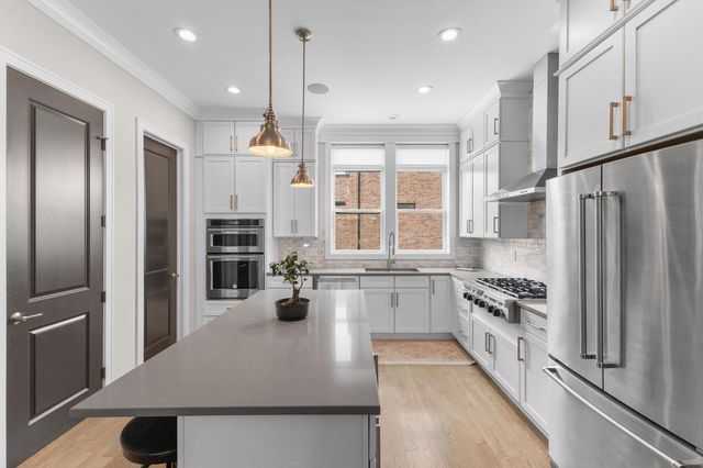 293 Auden Avenue, Columbus, OH 43215