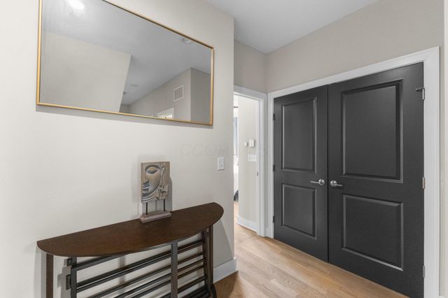 293 Auden Avenue, Columbus, OH 43215