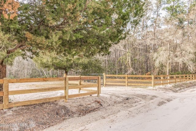 22528 DOYLE WILLIAMS Road, Sanderson, FL 32087