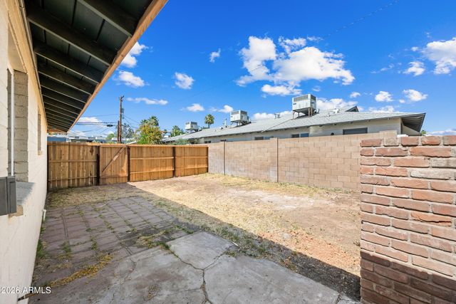 3518 E MONTECITO Avenue 1, Phoenix, AZ 85018