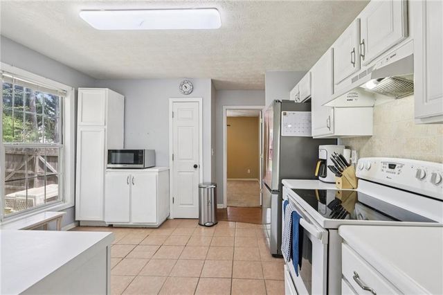 1540 Millhaven Drive, Auburn, GA 30011
