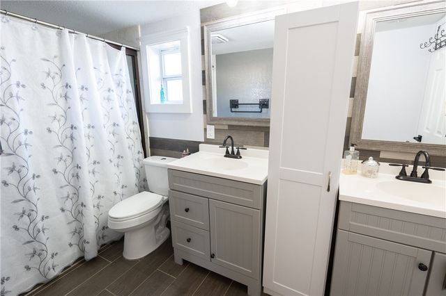 1202 S 13th Street, Rogers, AR 72758