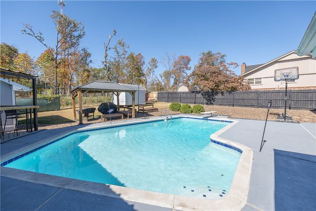 1202 S 13th Street, Rogers, AR 72758