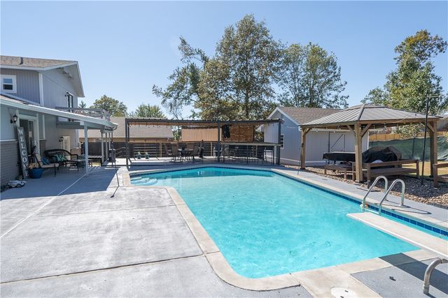 1202 S 13th Street, Rogers, AR 72758