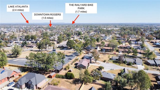 1202 S 13th Street, Rogers, AR 72758