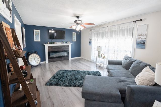 1202 S 13th Street, Rogers, AR 72758