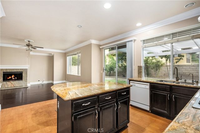 2550 Reynolds Drive, Tustin, CA 92782