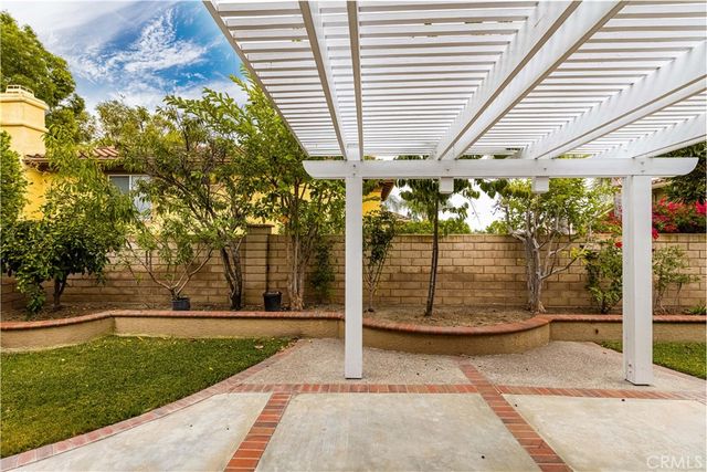 2550 Reynolds Drive, Tustin, CA 92782