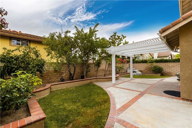 2550 Reynolds Drive, Tustin, CA 92782