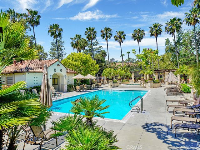 2550 Reynolds Drive, Tustin, CA 92782