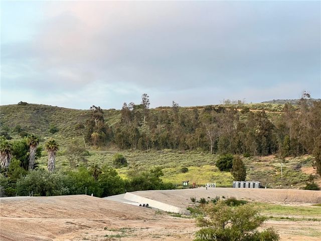 2550 Reynolds Drive, Tustin, CA 92782