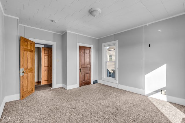709 Wheeling Avenue, Muncie, IN 47303