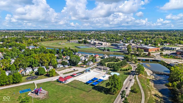 709 Wheeling Avenue, Muncie, IN 47303