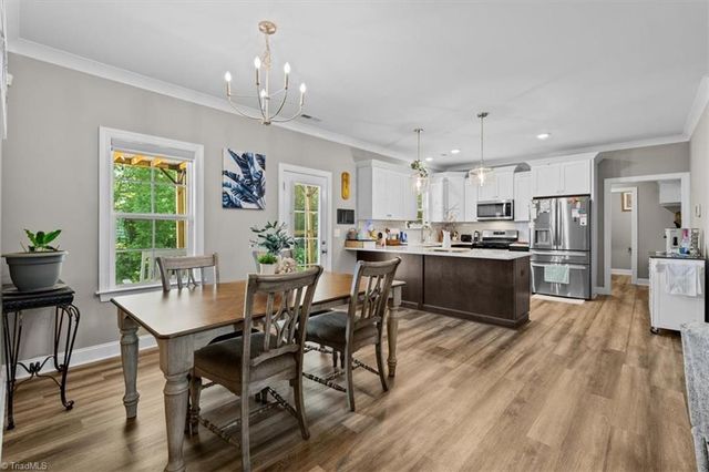 109 Canter Lane, Lexington, NC 27295