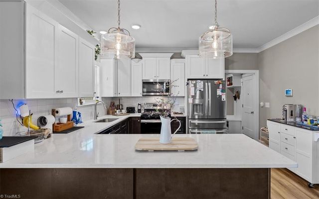 109 Canter Lane, Lexington, NC 27295