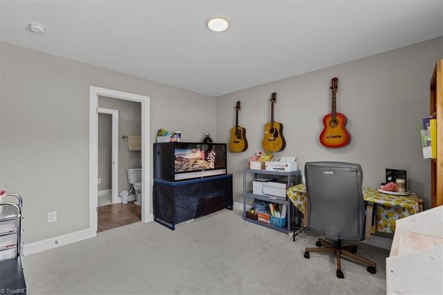 109 Canter Lane, Lexington, NC 27295