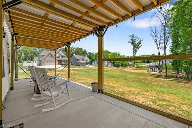 109 Canter Lane, Lexington, NC 27295