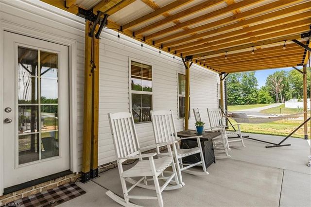 109 Canter Lane, Lexington, NC 27295