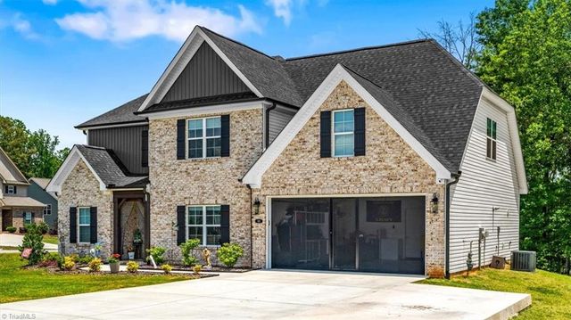 109 Canter Lane, Lexington, NC 27295
