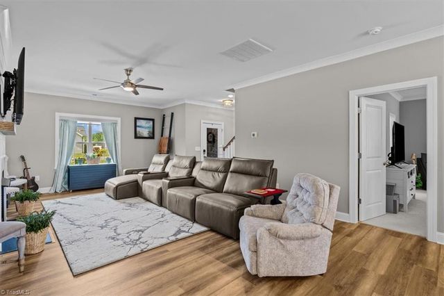109 Canter Lane, Lexington, NC 27295