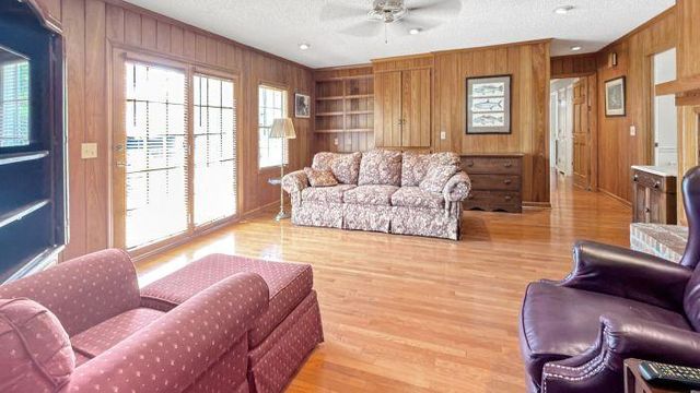 117 Weathers Street, Saint George, SC 29477