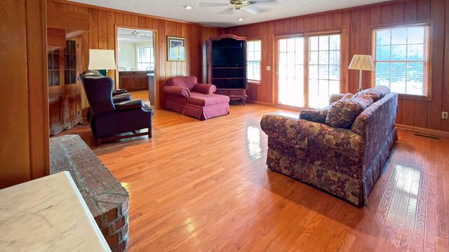 117 Weathers Street, Saint George, SC 29477
