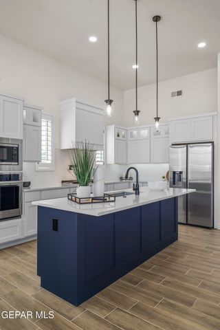 605 Lacey Oad Way, El Paso, TX 79928