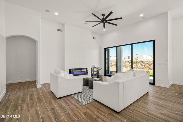 605 Lacey Oad Way, El Paso, TX 79928